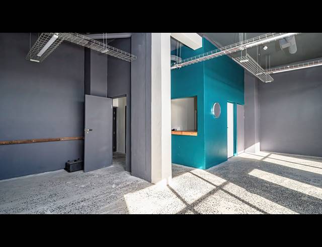 456M² APARTMENT BLOCK FOR SALE IN GOODWOOD ESTATE